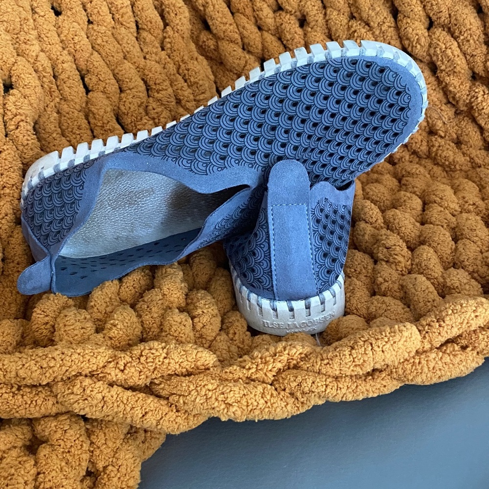 Ilse Jacobsen Flats 
color looks brighter in photos it’s more grey ish